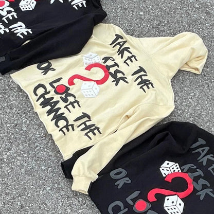 Moletom Streetwear Oversized Feminino - Hoodie Y2K com Estampa Gráfica Lucky Kiss, Estilo Hip Hop, Harajuku e Gótico