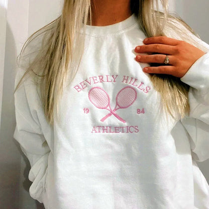 "Moletom Feminino Branco com Letras Bordadas, Estilo Esportivo, Pulôver Casual de Manga Longa, Leve e Retro, em Algodão para a Primavera"